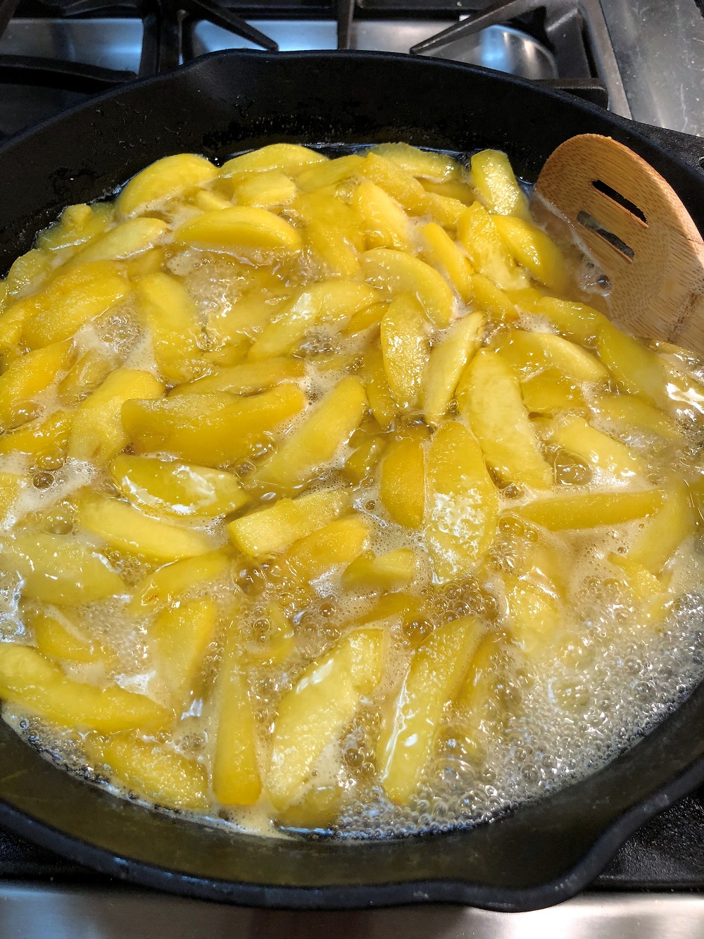 Gluten Free Fresh Peach Cobbler | The Gluten Free